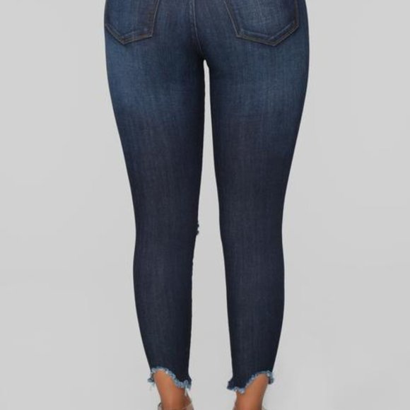 FASHION NOVA  well played jeans NWT - Picture 3 of 3
